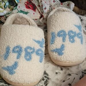 Taylor Swift 1989 Slippers.
